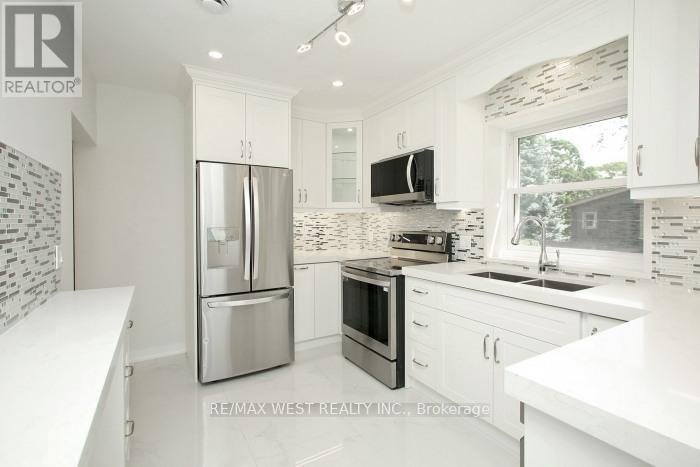 UPPER LEVEL - 420 ANNETTE STREET - Photo 8