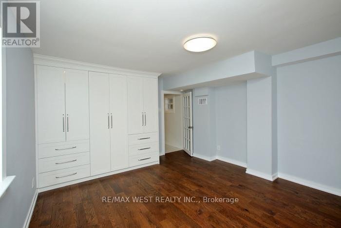 UPPER LEVEL - 420 ANNETTE STREET - Photo 11