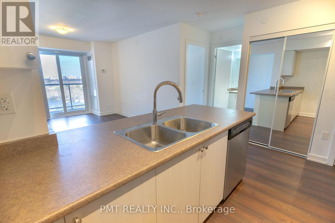 1302 - 1346 DANFORTH ROAD - Photo 5