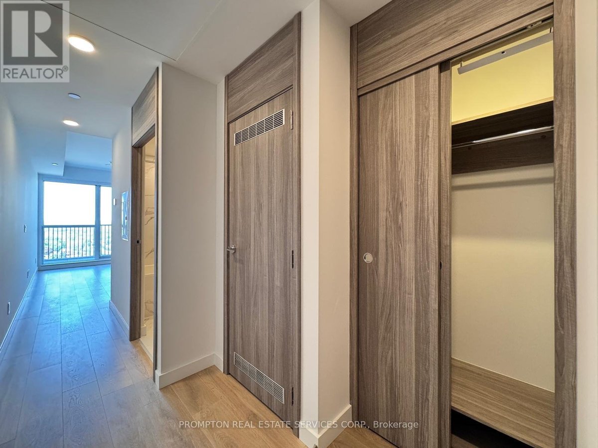 1607 - 18 ESTHER SHINER BOULEVARD - Photo 5