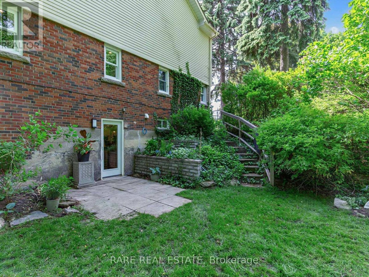 LOWER - 2 LEANDER COURT - Photo 2