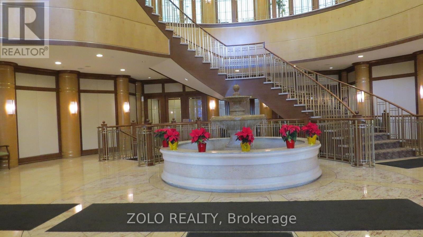 511 - 78 HARRISON GARDEN BOULEVARD - Photo 2