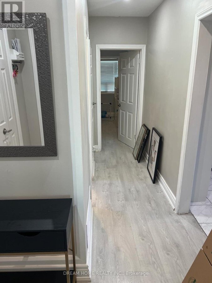 UPPER - 376 BLACKTHORN AVENUE - Photo 5