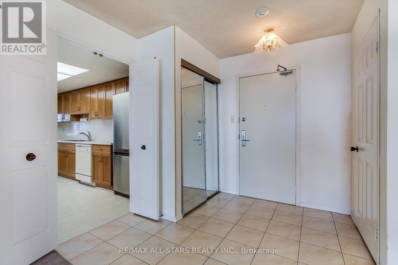 1203 - 255 BAMBURGH CIRCLE - Photo 8