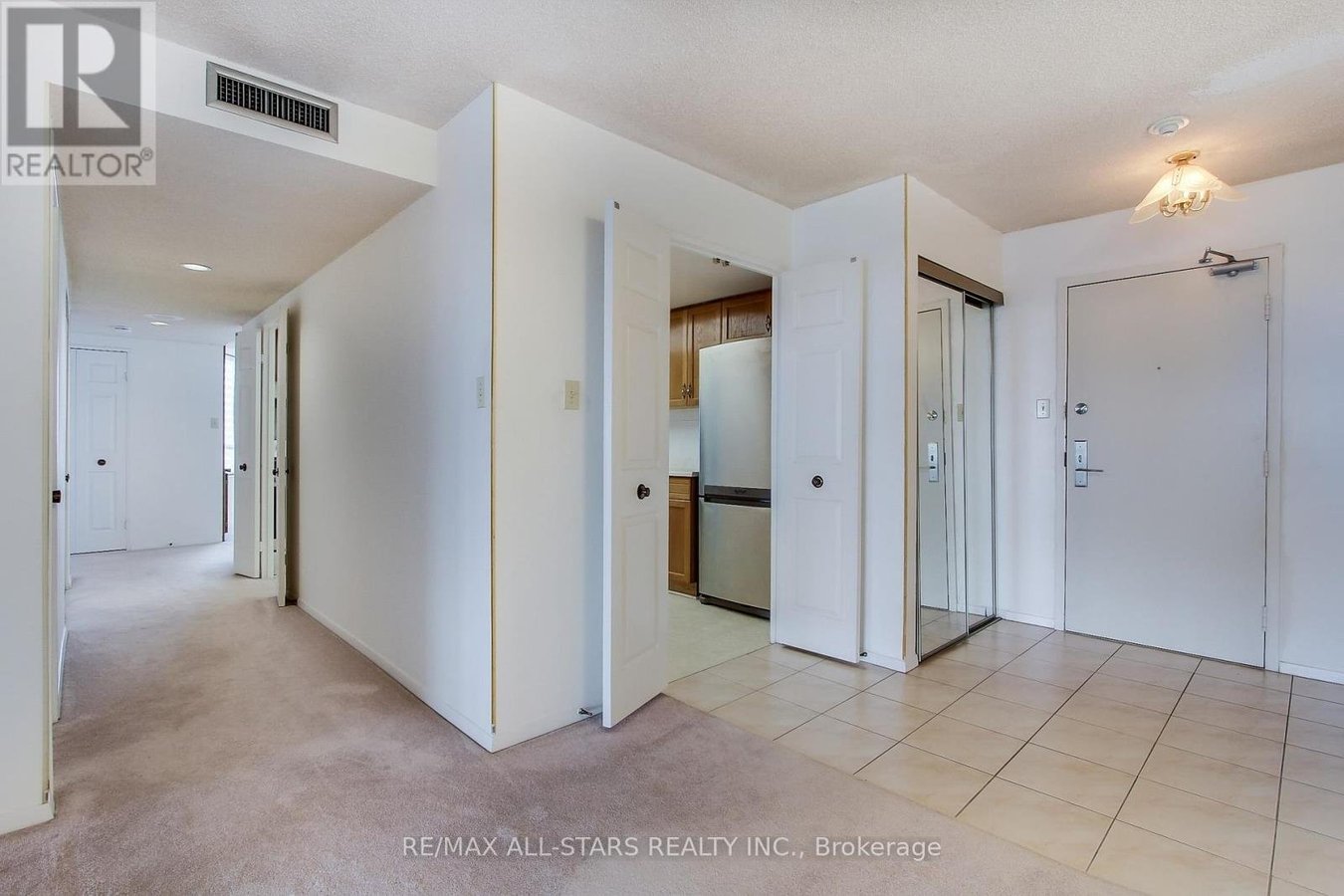 1203 - 255 BAMBURGH CIRCLE - Photo 9