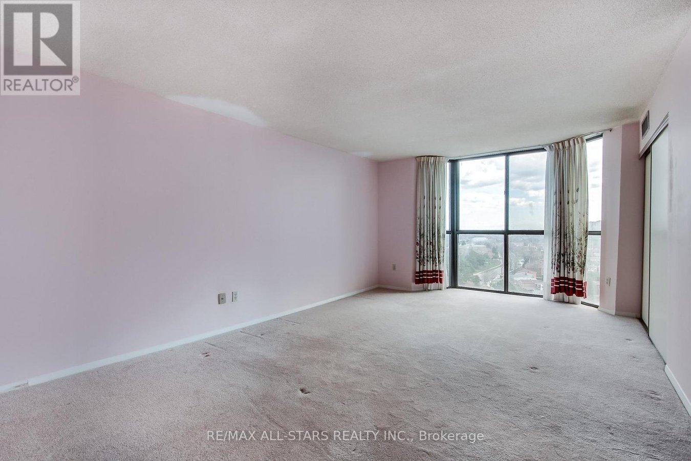 1203 - 255 BAMBURGH CIRCLE - Photo 22