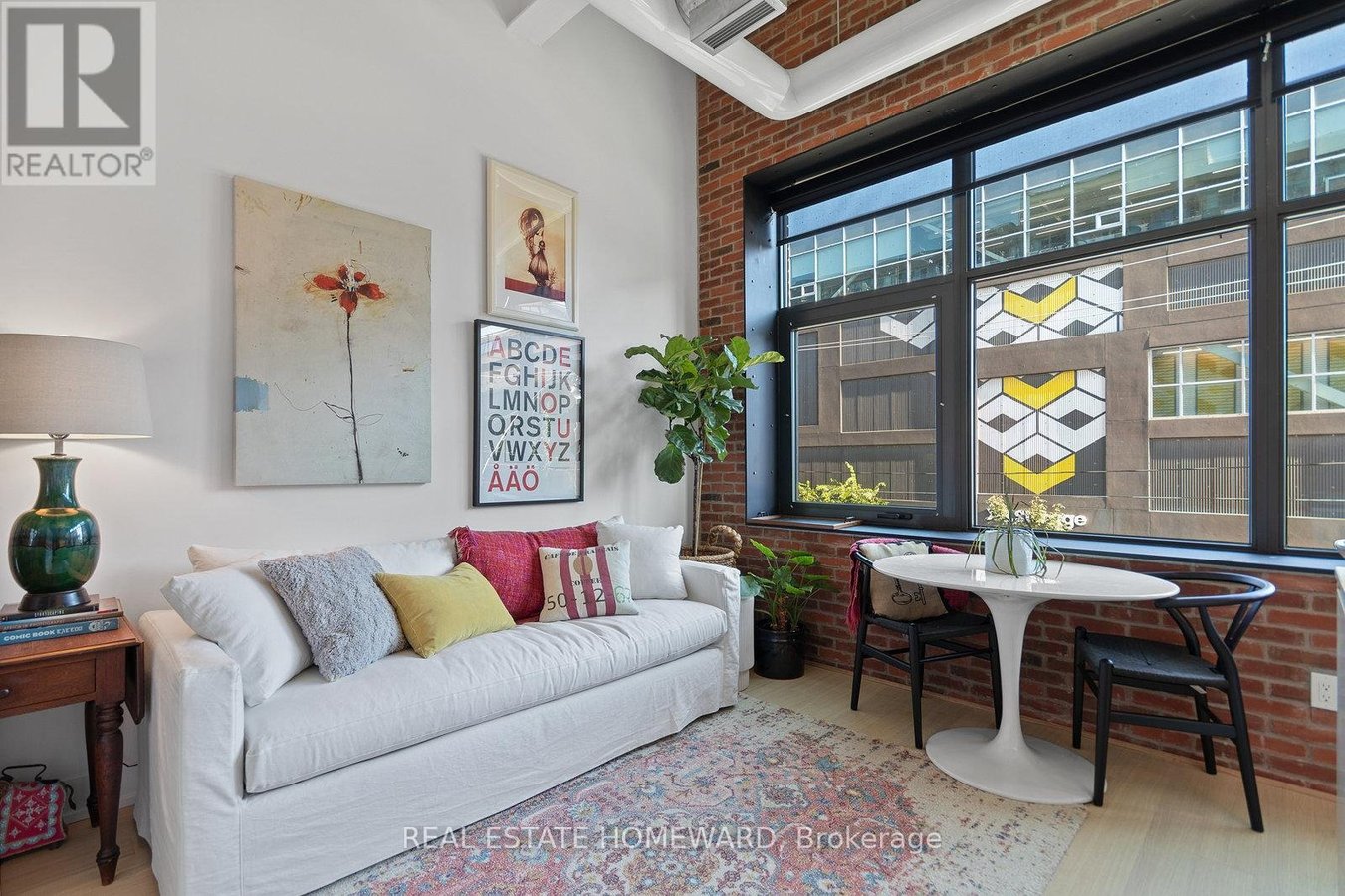 207 - 150 LOGAN AVENUE - Photo 3