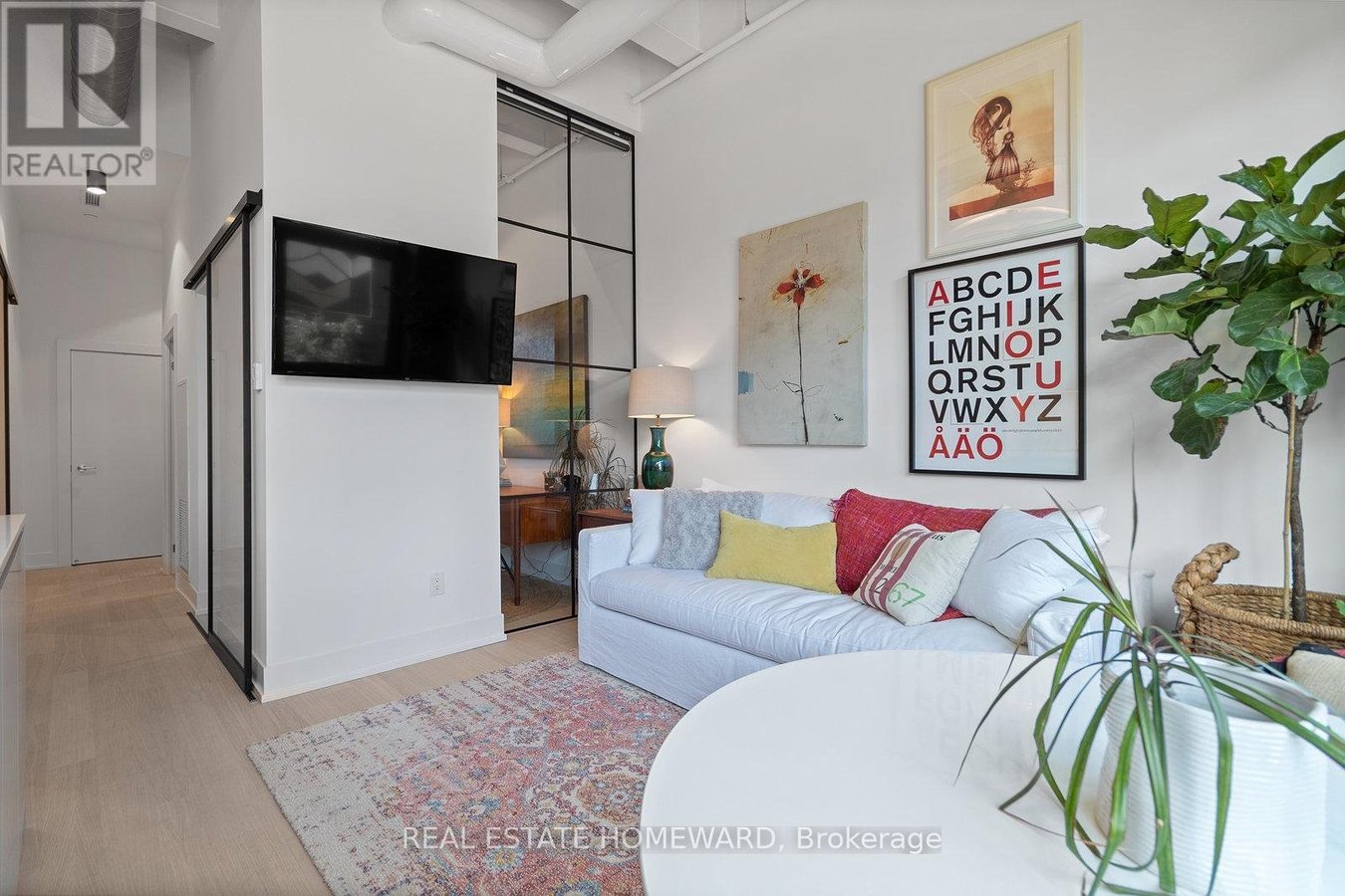 207 - 150 LOGAN AVENUE - Photo 5