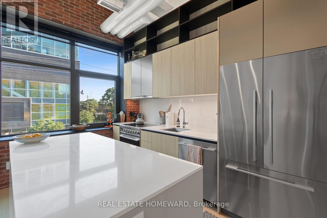 207 - 150 LOGAN AVENUE - Photo 11