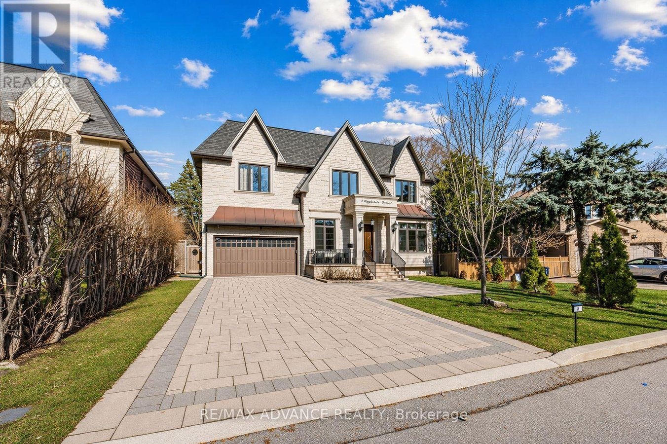5 LLOYDMINSTER CRESCENT - Photo 2