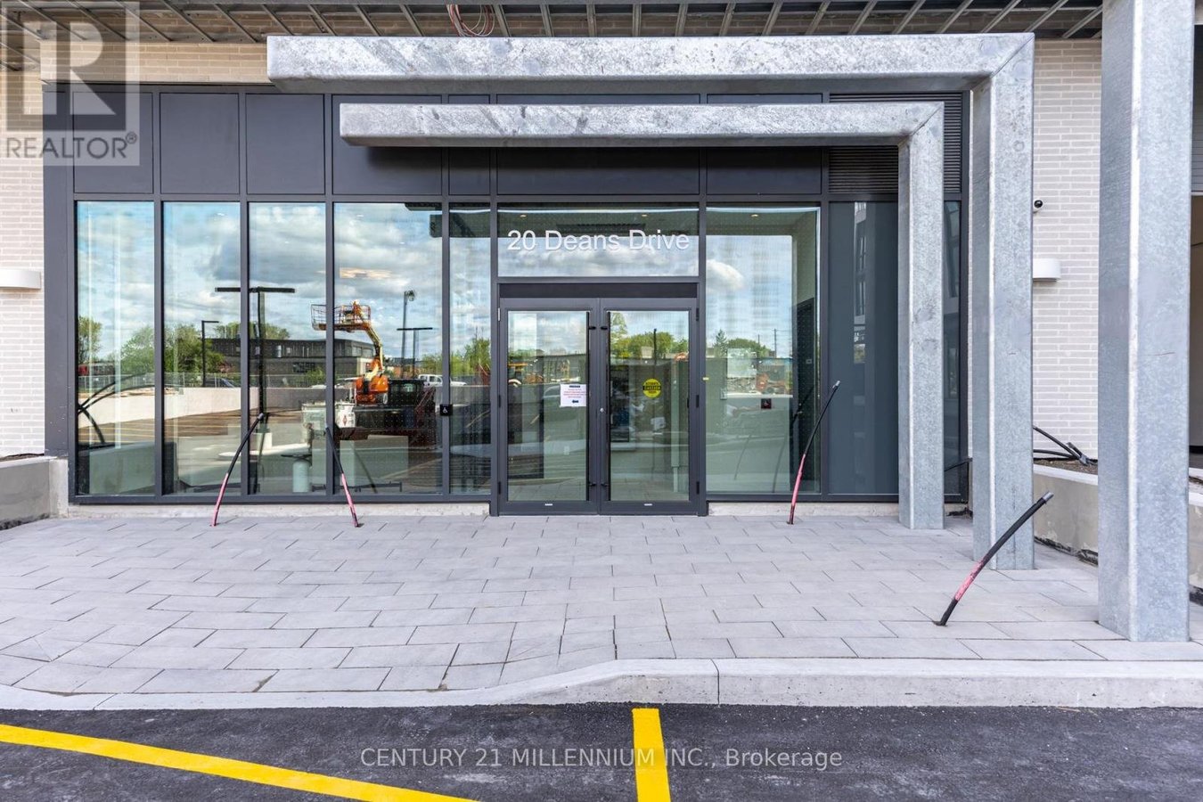 415 - 20 DEANS DRIVE - Photo 4
