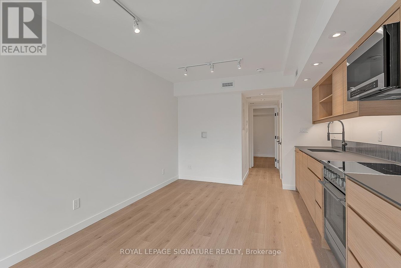 1 - 1254 DAVENPORT ROAD - Photo 5