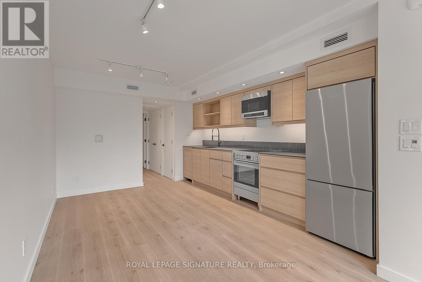 1 - 1254 DAVENPORT ROAD - Photo 6