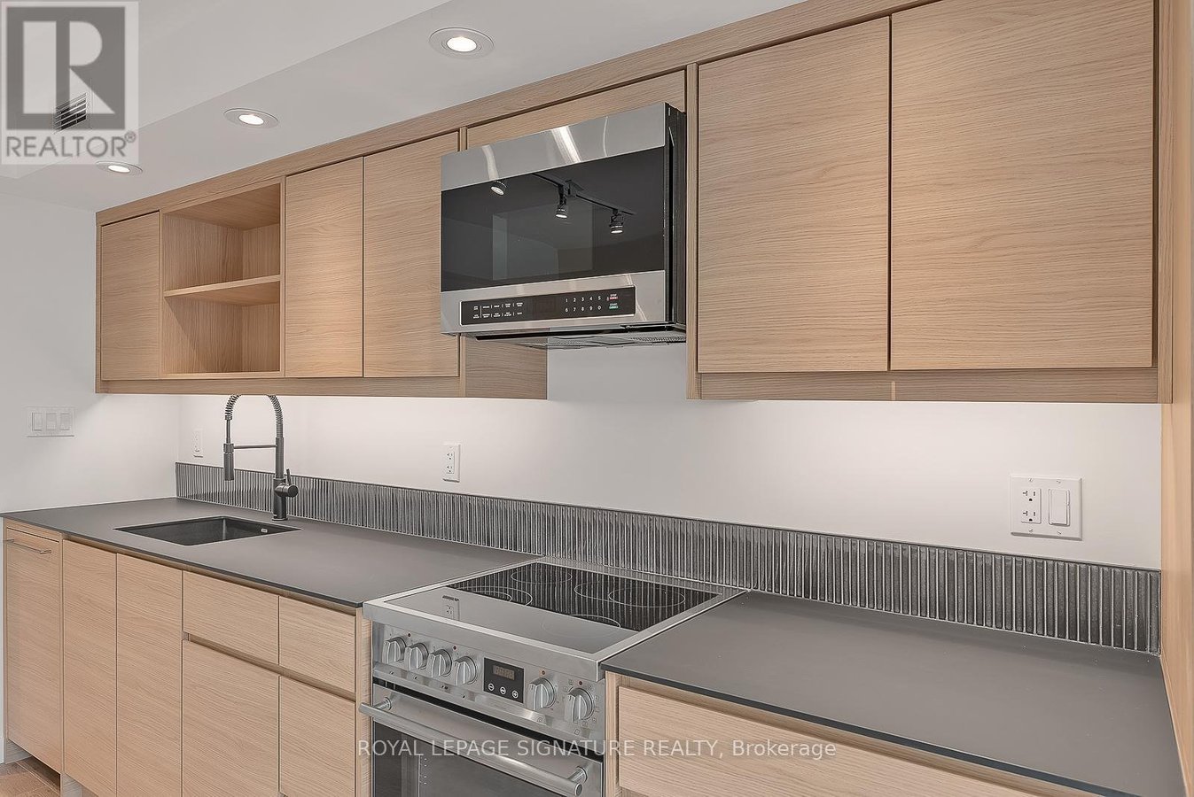 1 - 1254 DAVENPORT ROAD - Photo 7