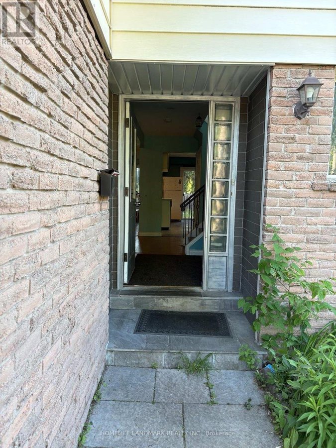 58 CAROLBREEN SQUARE - Photo 2