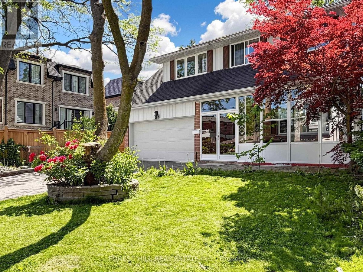 32 WYCLIFFE CRESCENT - Photo 2
