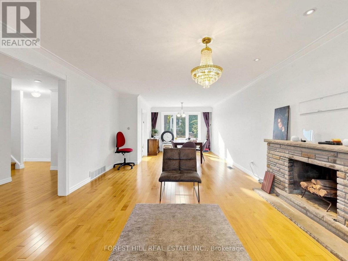 32 WYCLIFFE CRESCENT - Photo 9