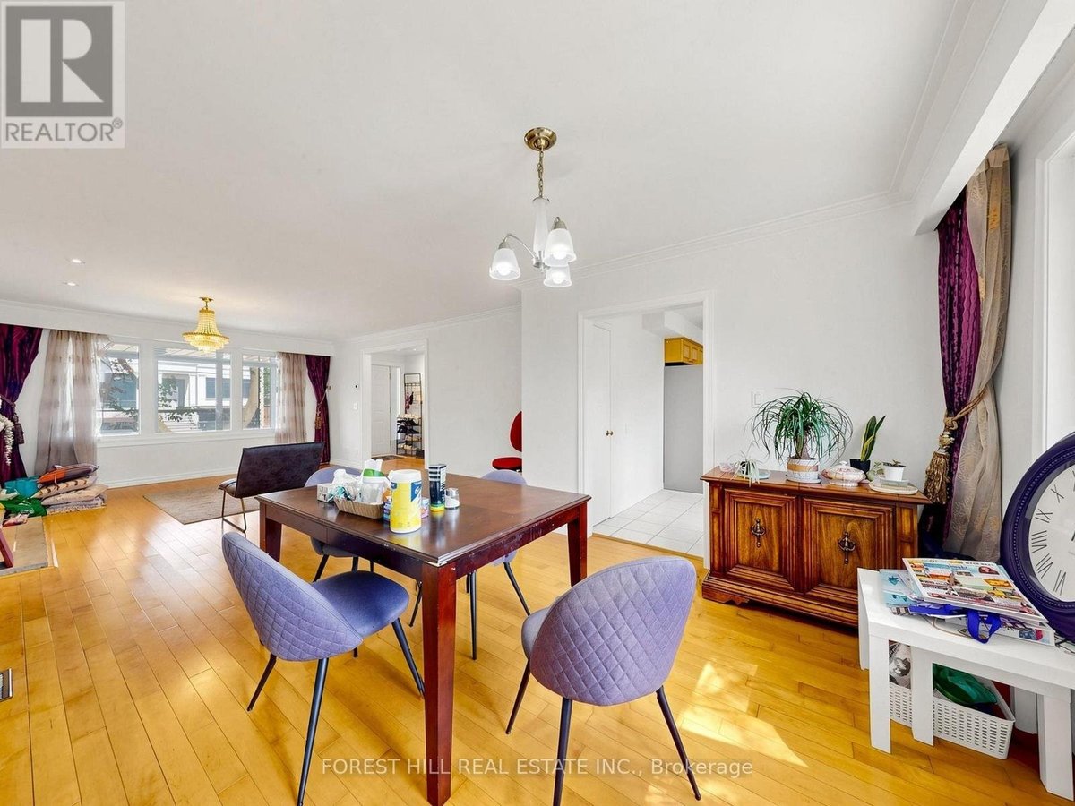 32 WYCLIFFE CRESCENT - Photo 13