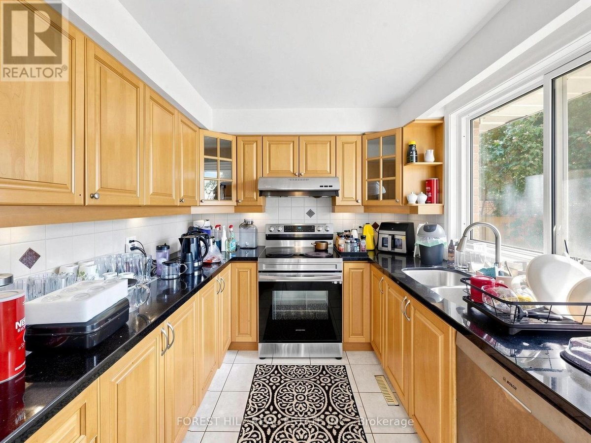 32 WYCLIFFE CRESCENT - Photo 15