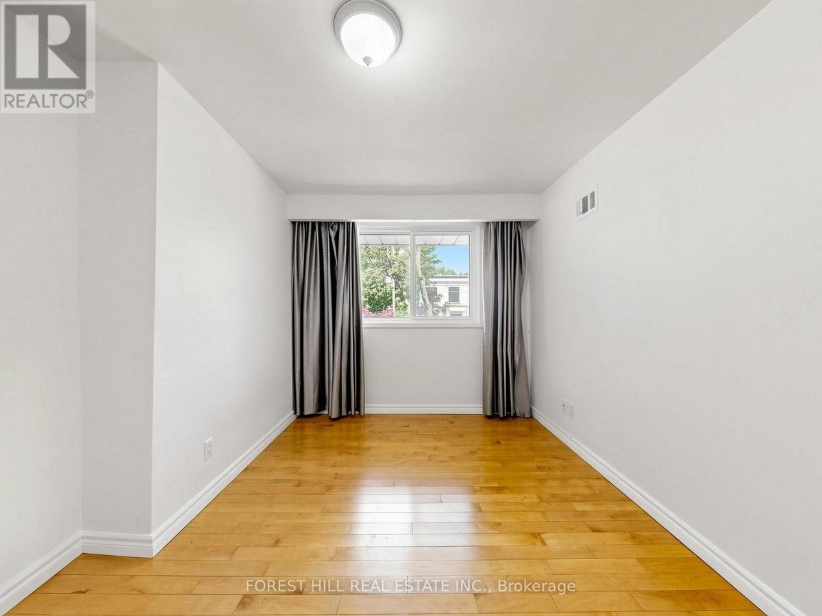 32 WYCLIFFE CRESCENT - Photo 24