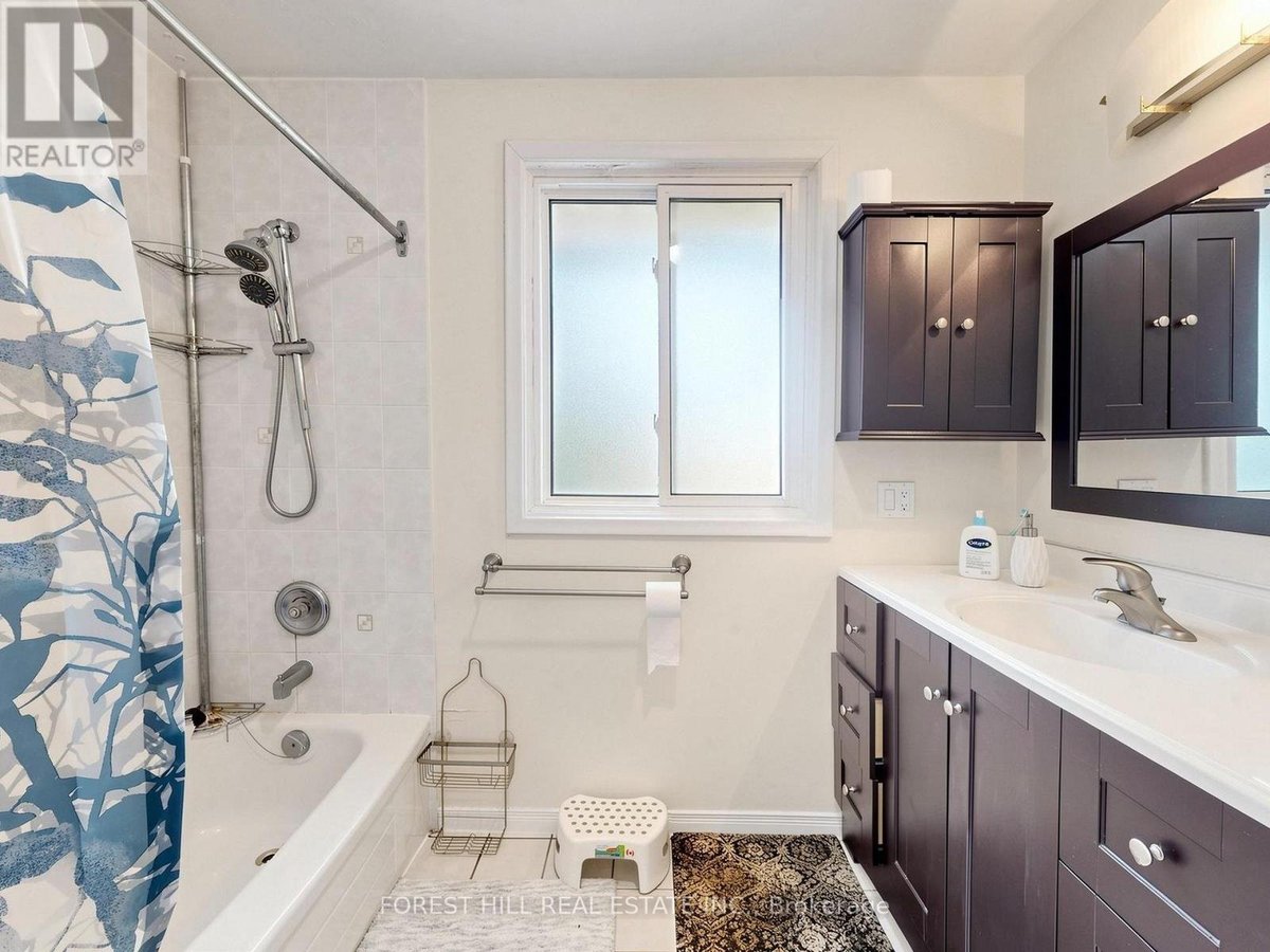 32 WYCLIFFE CRESCENT - Photo 30