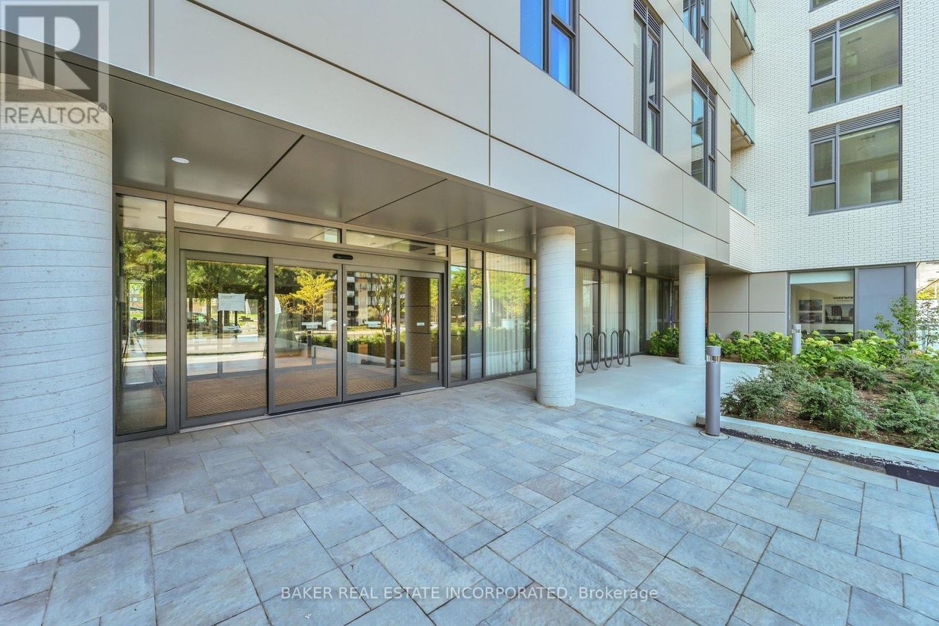 1123 - 3030 PHARMACY AVENUE - Photo 4