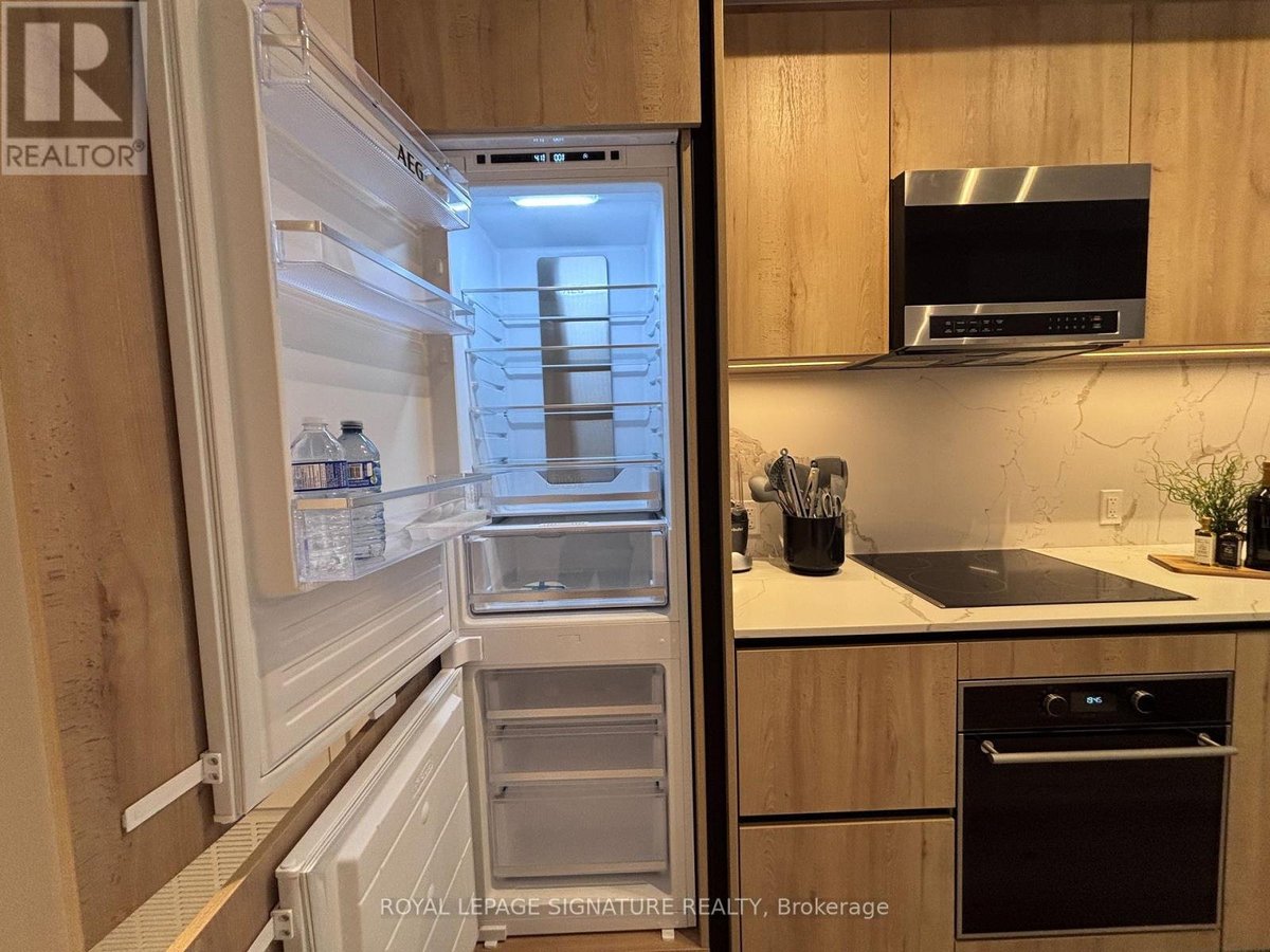 2104 - 127 BROADWAY AVENUE - Photo 11