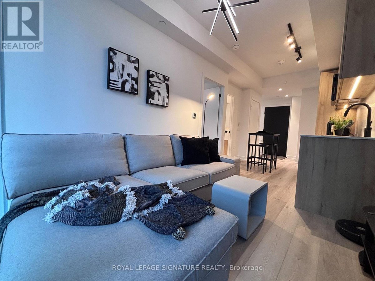 2104 - 127 BROADWAY AVENUE - Photo 13