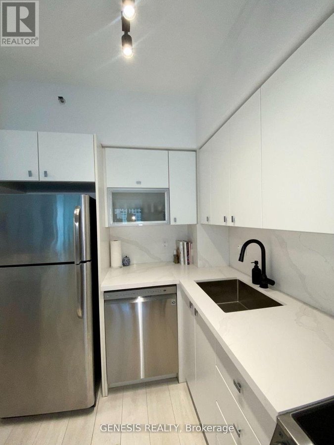 205 - 69 LYNN WILLIAMS STREET - Photo 7