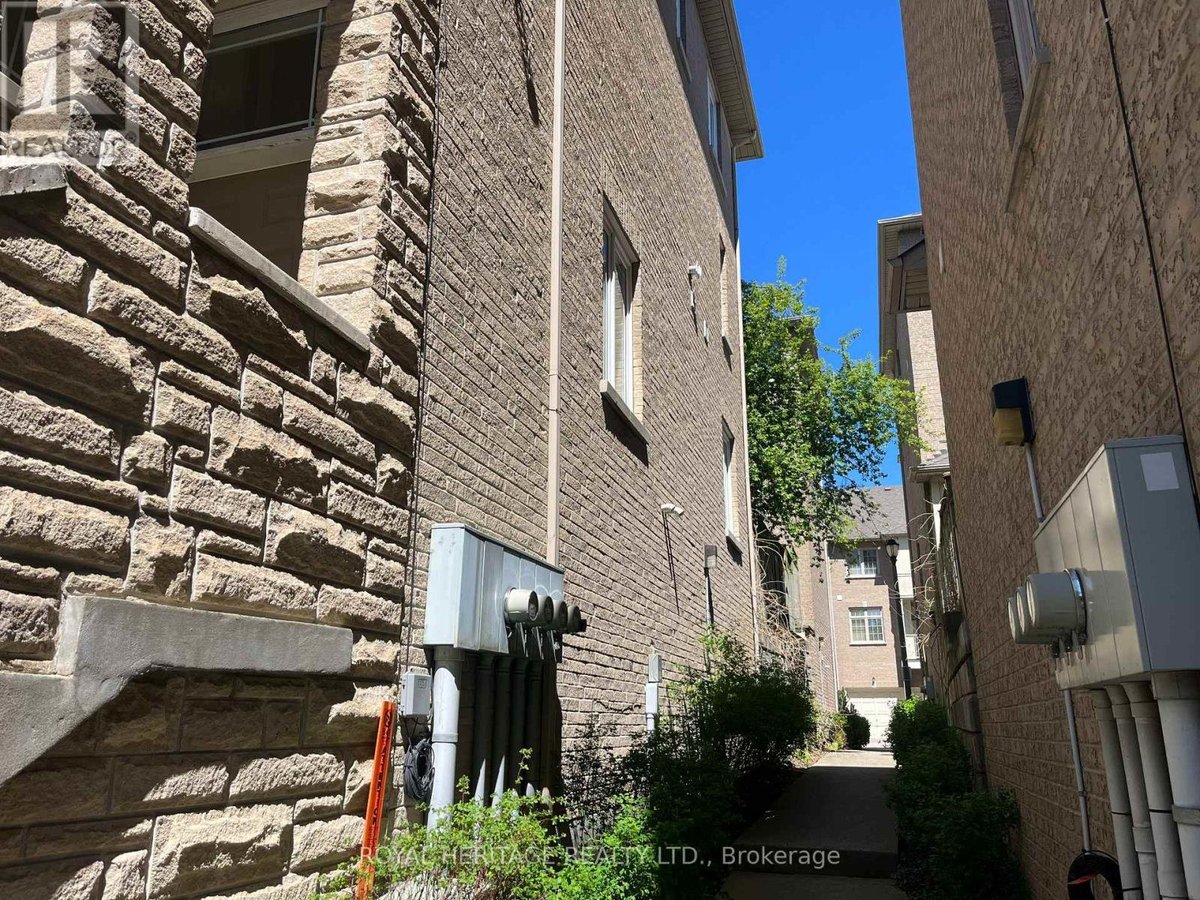 16 - 16 WILLIAM POOLE WAY - Photo 2