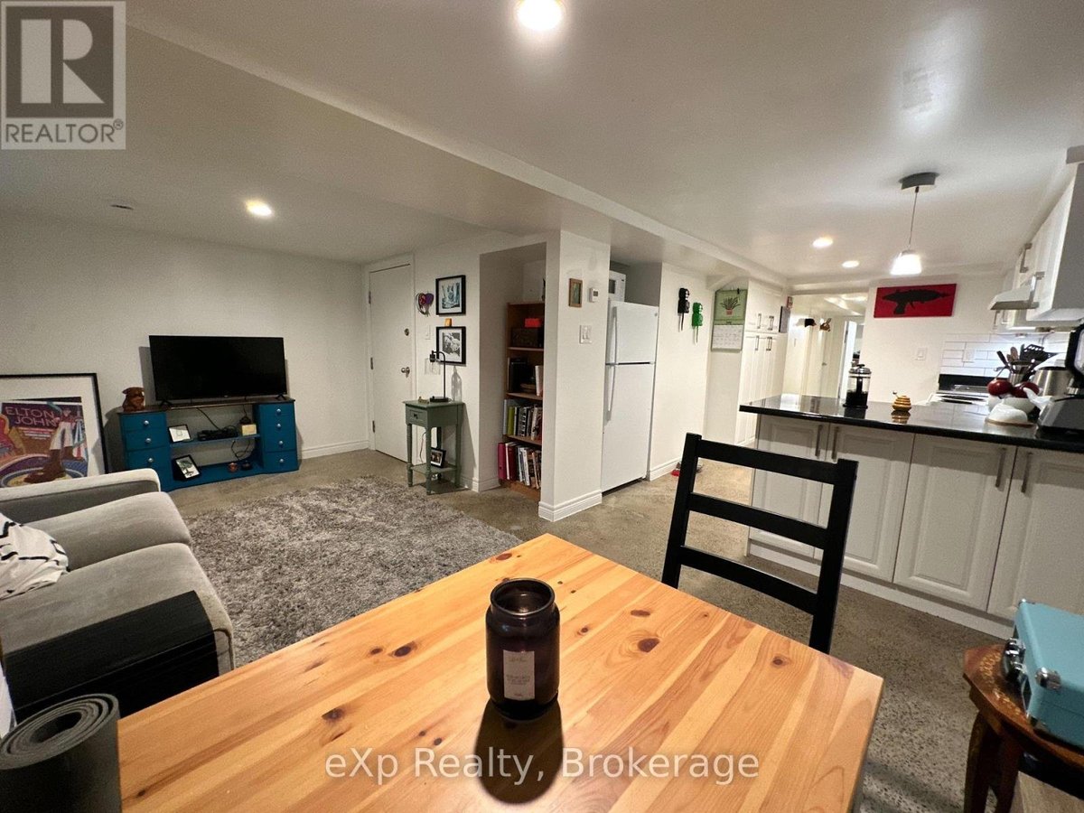 3 - 36 SECOND STREET - Photo 3