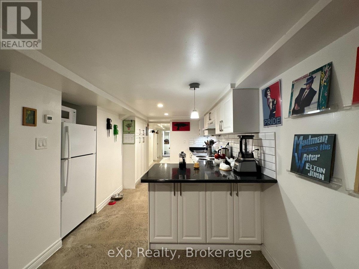 3 - 36 SECOND STREET - Photo 4