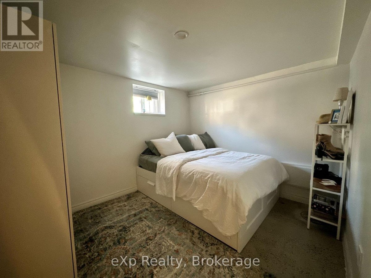 3 - 36 SECOND STREET - Photo 11
