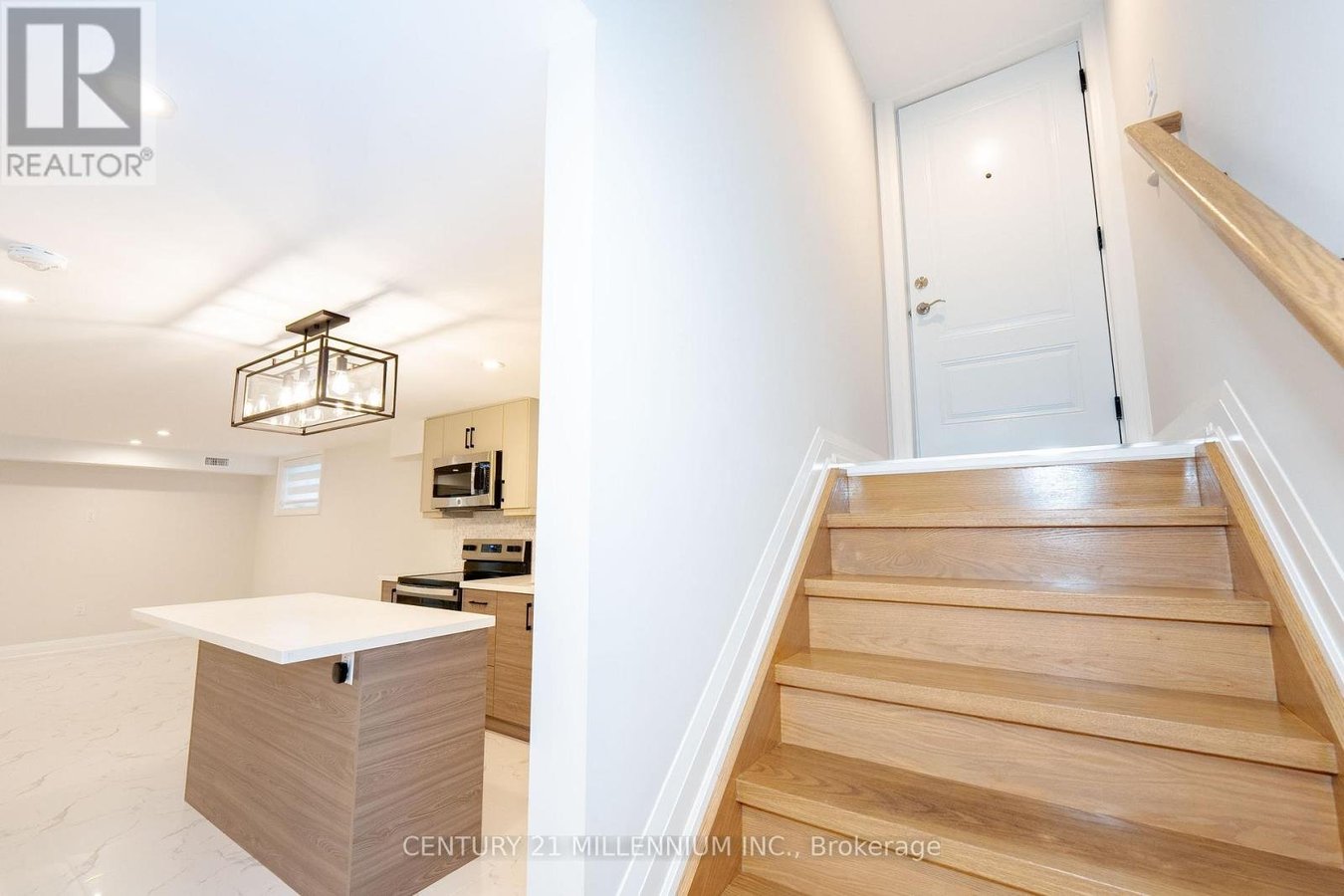 B - 31 MARIPOSA AVENUE - Photo 2