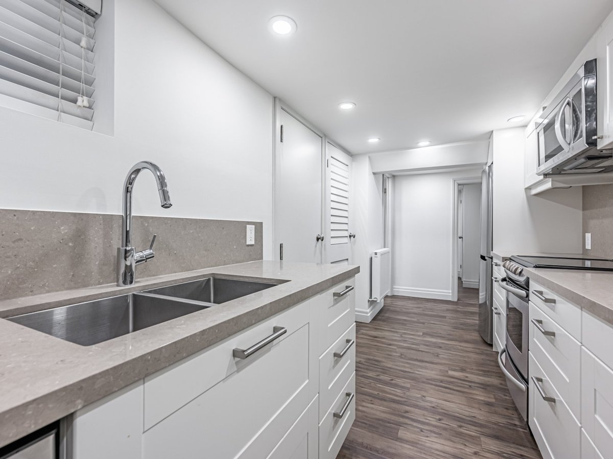 46 Wells Street - Photo 6