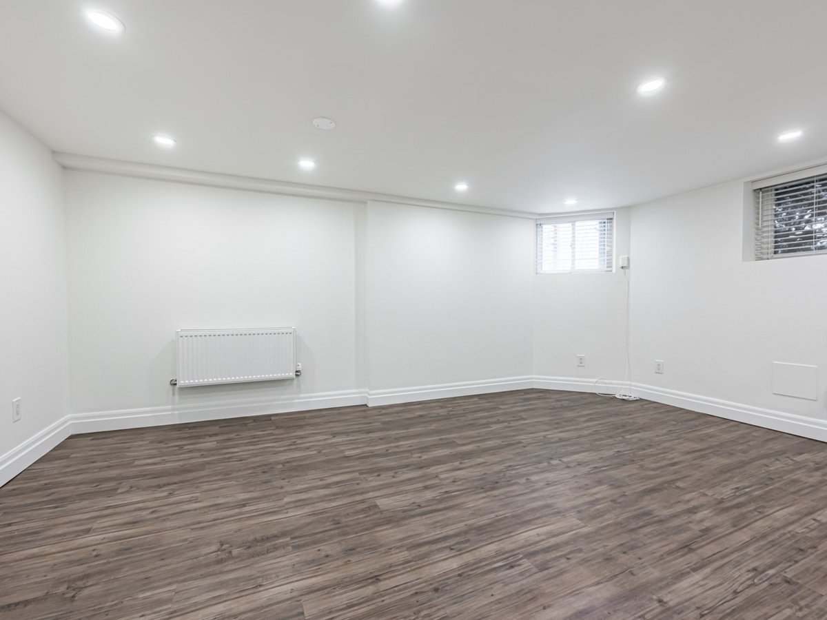 46 Wells Street - Photo 10