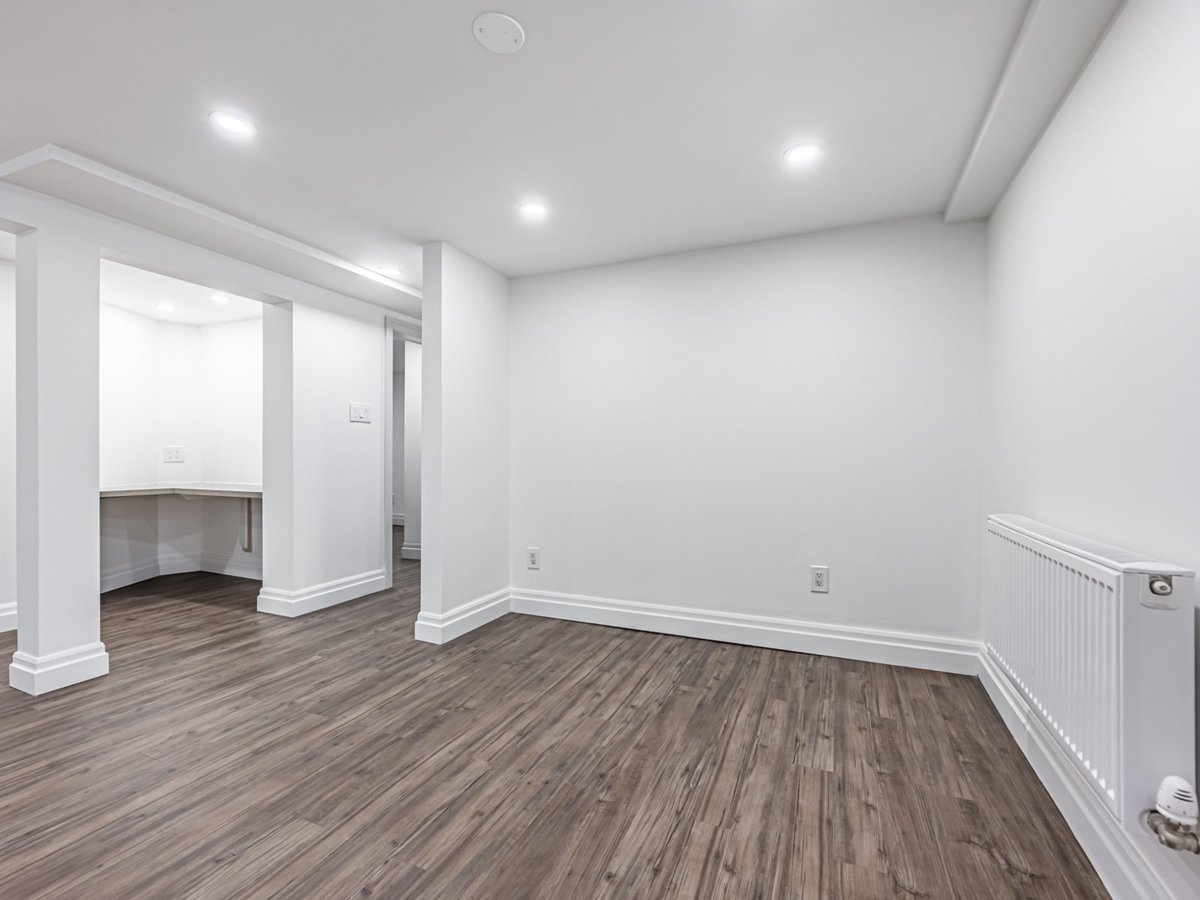 46 Wells Street - Photo 18