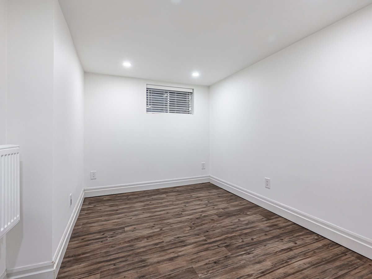 46 Wells Street - Photo 20