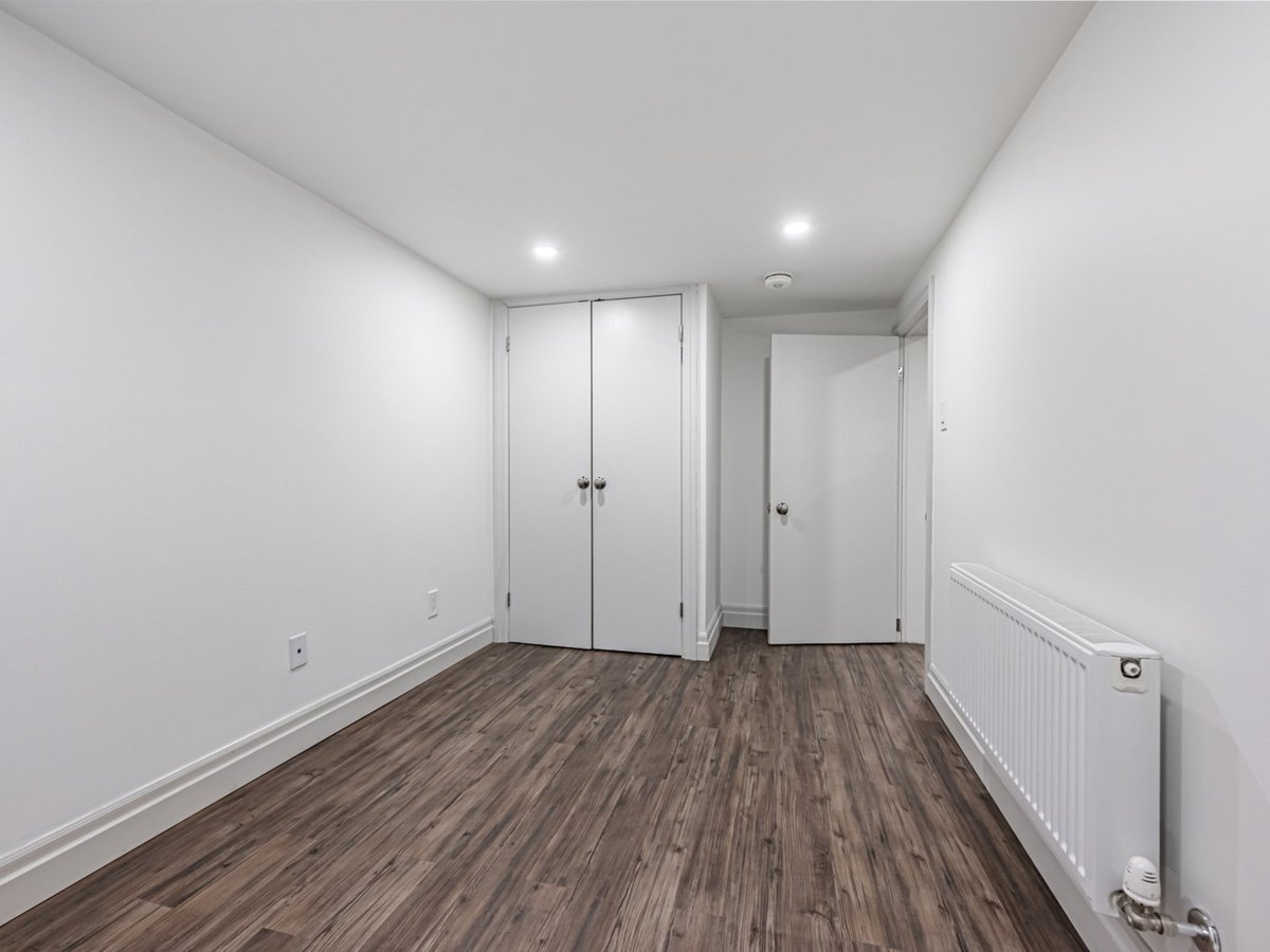 46 Wells Street - Photo 24