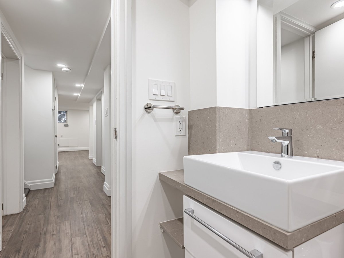 46 Wells Street - Photo 25