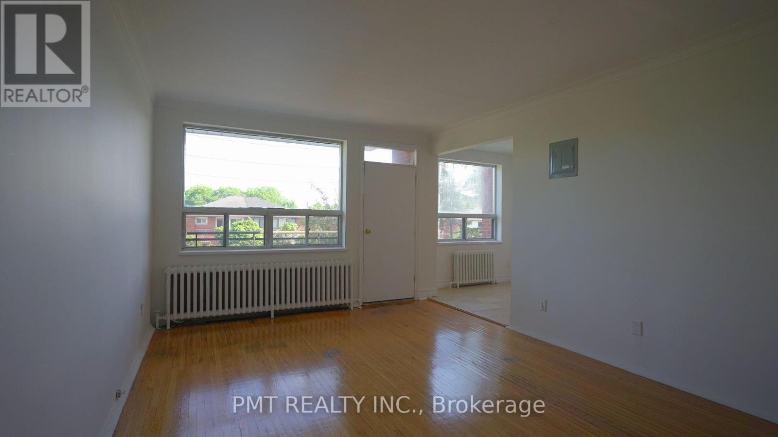 7 - 137 BROOKHAVEN DRIVE - Photo 2