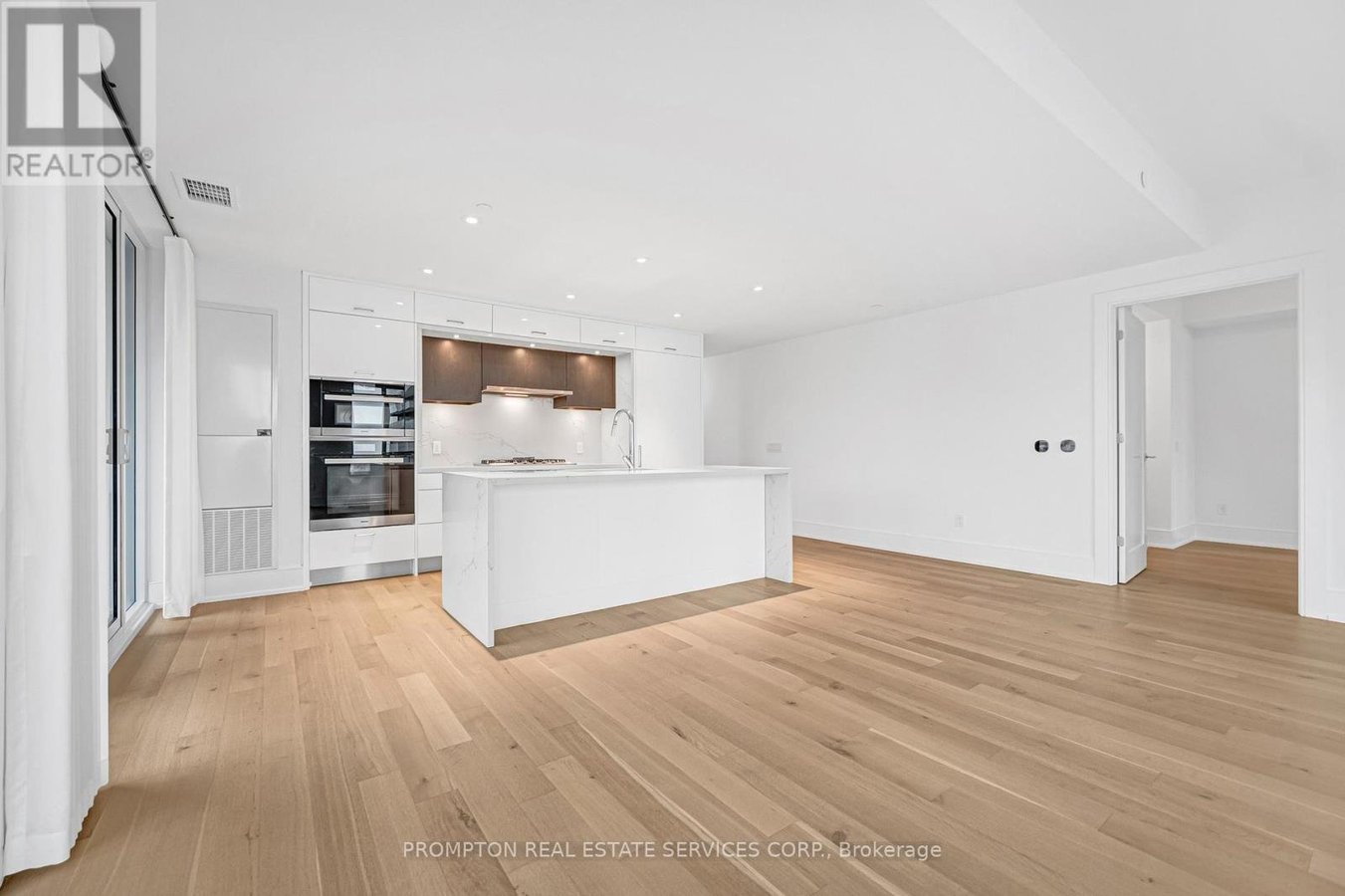 908 - 455 WELLINGTON STREET W - Photo 17
