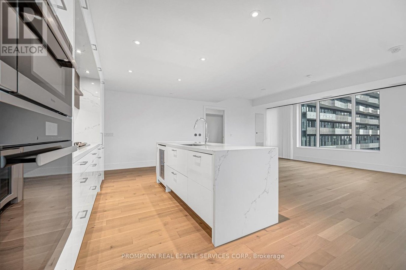 908 - 455 WELLINGTON STREET W - Photo 20