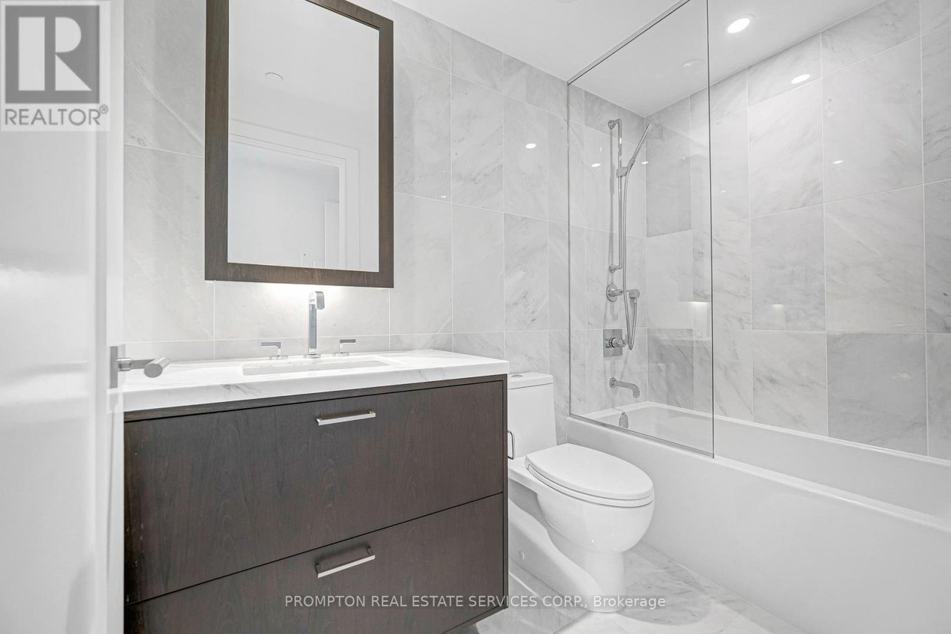 908 - 455 WELLINGTON STREET W - Photo 34