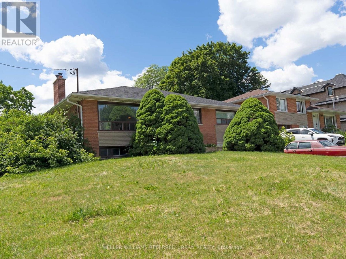 153 NEWTON DRIVE - Photo 1