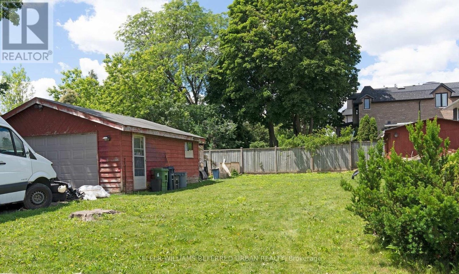 153 NEWTON DRIVE - Photo 2