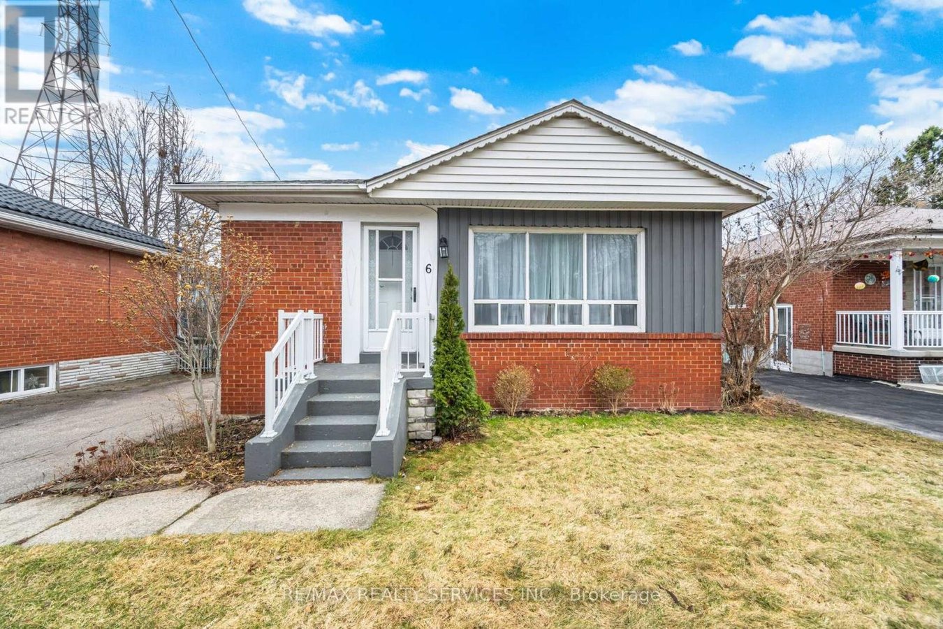 UPPER - 6 BONNYVIEW DRIVE - Photo 4