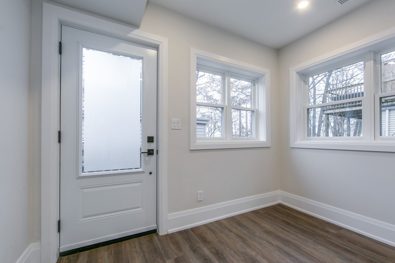 19 Fernwood Park Avenue - Photo 2