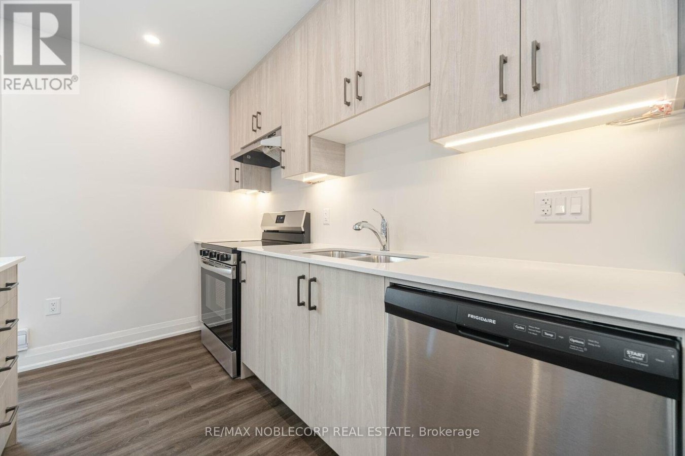 G-SUITE - 16 LITTLE BOULEVARD - Photo 13
