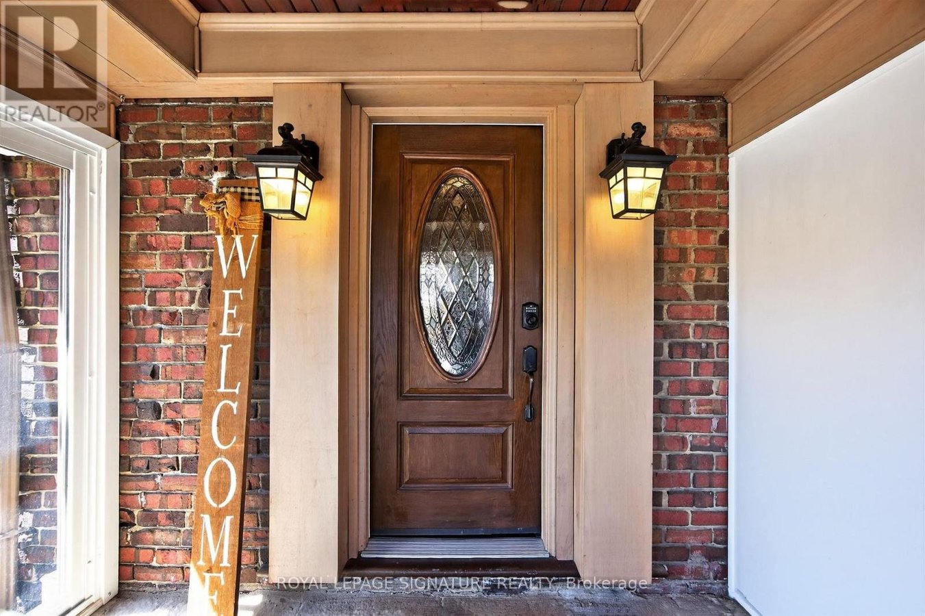 426 ARMADALE AVENUE - Photo 3